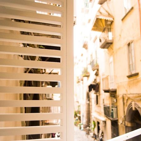 Suite Napoli Sotterranea Con Jacuzzi Eksteriør billede
