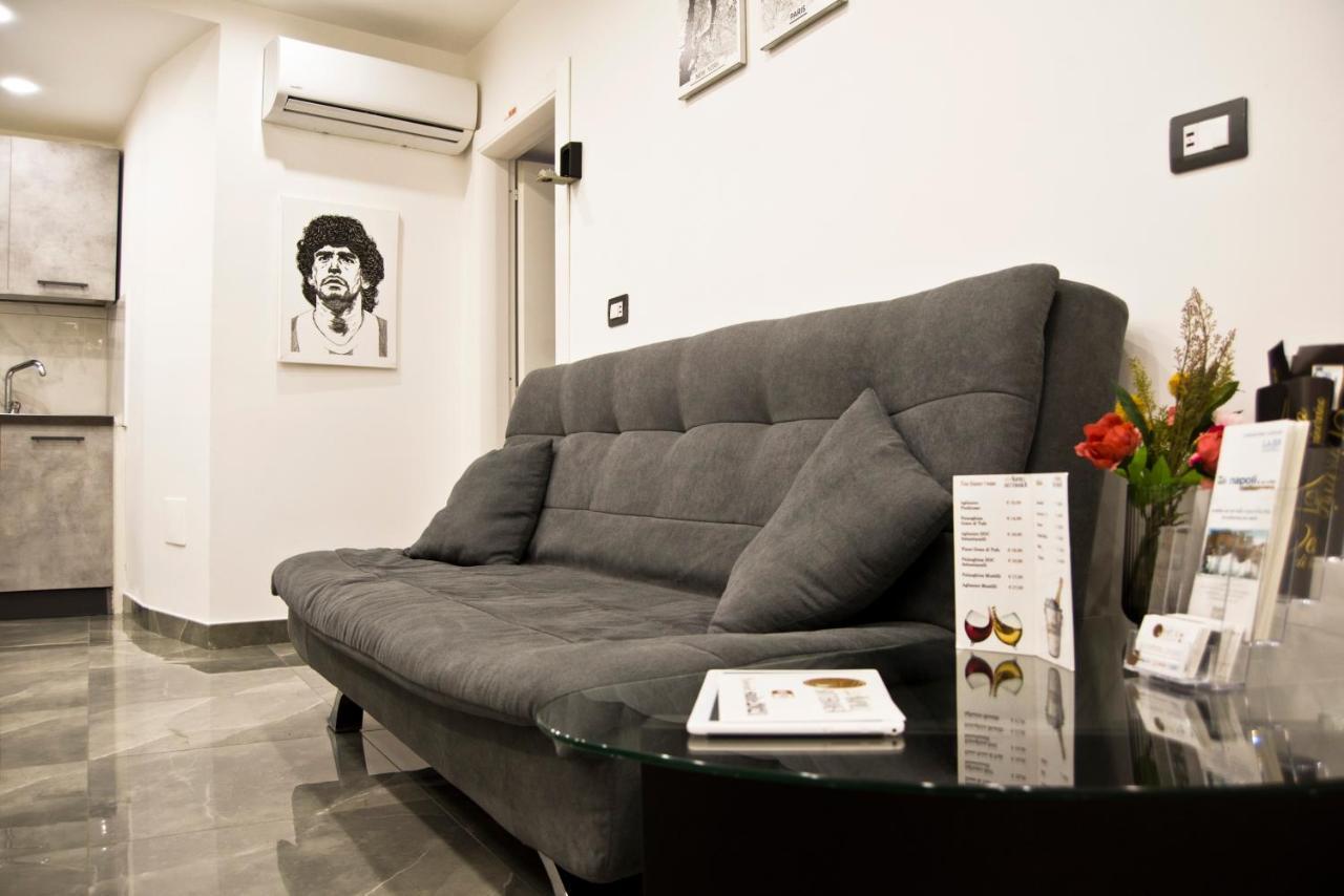 Suite Napoli Sotterranea Con Jacuzzi Eksteriør billede