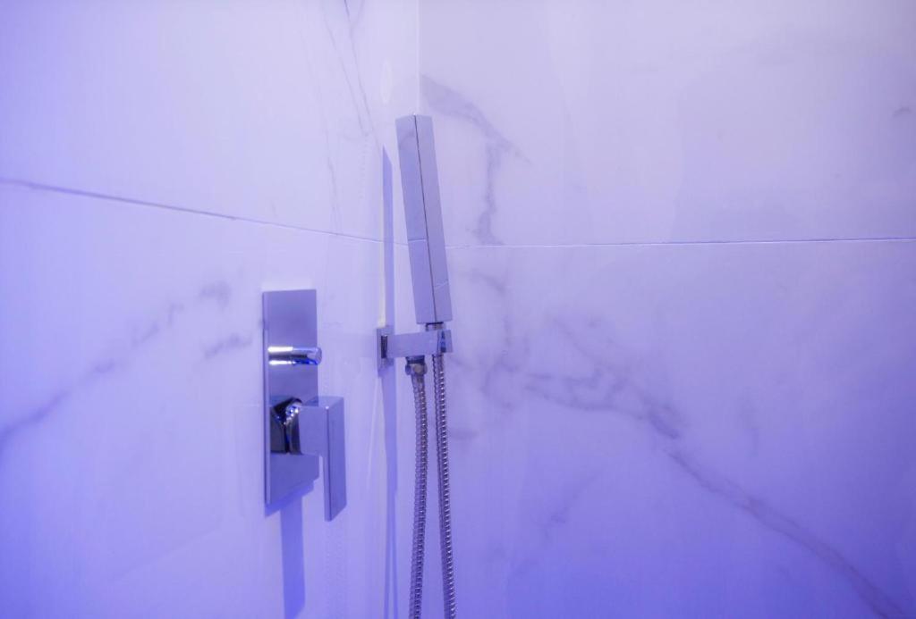 Suite Napoli Sotterranea Con Jacuzzi Eksteriør billede