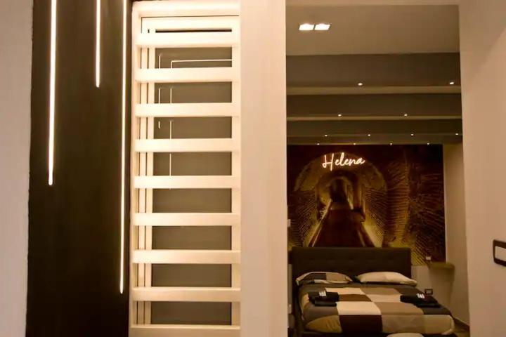 Suite Napoli Sotterranea Con Jacuzzi Eksteriør billede